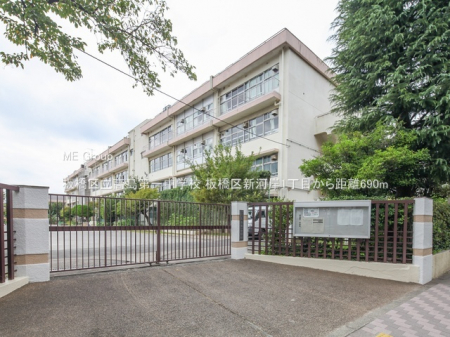 ���ӊ��@���w�Z 690m ���旧������ꒆ�w�Z