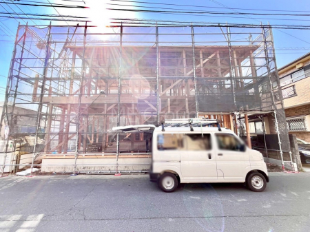 ���n�O�ώʐ^�@�������ꂽ�O�ρA�㎿�ȏZ��Ԃ��L���鎺���͉i�����S���ĉ߂�����Z���ł��B 