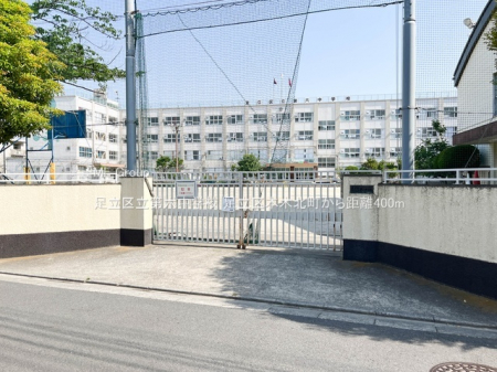 ���ӊ��@���w�Z 400m �����旧��Z���w�Z