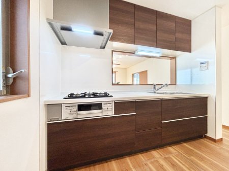 �L�b�`���@�������������I�ɁA�y�����I�V�X�e���L�b�`��  