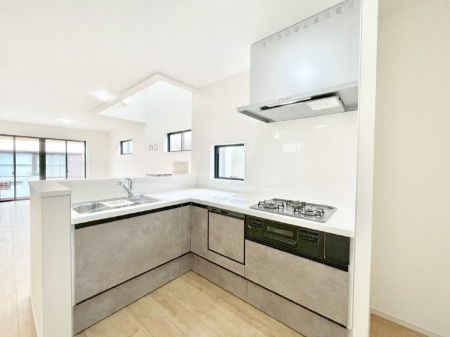 �L�b�`���@L���^���Ɨ�������X�y�[�X���L�X�Ǝg���܂��B�R���p�N�g�ɓ����Ă��������N���N�B