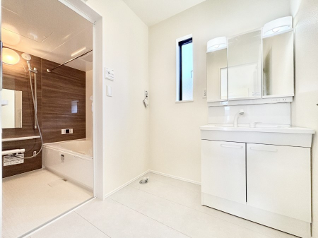 ���ʑ�E���ʏ��@�������̂�����K��Ԃł��B�����̐g�x�x���C�����ǂ����g�������܂��B 