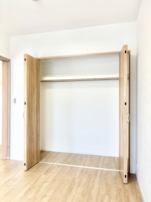 ���[�@�����Ղ�̎��[�X�y�[�X�ł��ł��Z��Ԃ��X�b�L���ۂĂ���