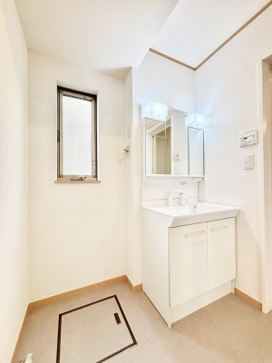 ���ʑ�E���ʏ��@���������Ă���̂Ŏ��C�̑����ꏊ�ł����C���ł����K�ł��B�����̐g�x�x���C�����ǂ��s���܂��ˁB