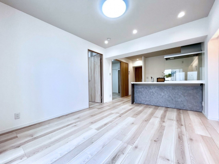 ���̑����ρ@�Ƒ������R�ƏW�܂�e���̃X�y�[�X�ɂȂ肻��