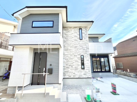 ���n�O�ώʐ^�@���X�����I�����Ղ�̗z���ƊJ�����ɕ�܂�閾�邢�Z�܂��B 