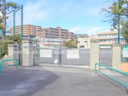 ���ӊ��@���w�Z 380m ���旧�x�m���䏬�w�Z