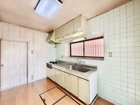 �L�b�`���@��������H��ނ�����������[�ł��܂�  