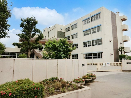 ���ӊ��@���w�Z 740m �z�J�s���������w�Z