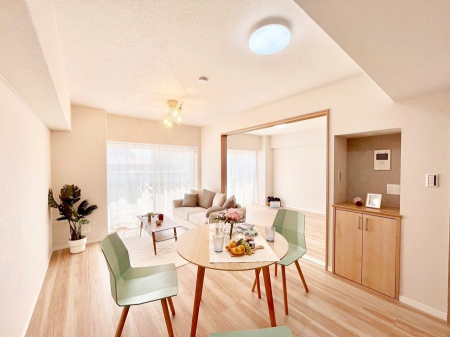 ���r���O�@�������������͋C�̂k�c�j�͉Ƒ��݂�Ȃ̉��K���