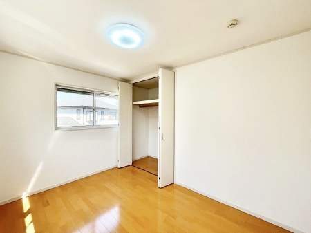 �q�������@���q���܂̂������Ƃ��Ă��I�ߗނ̐������ڂɕ֗��ȃN���[�[�b�g�t���̗m���B