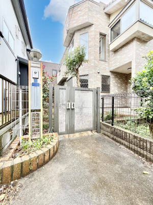 ���̑��@�V���v���f�U�C���̃|�X�g�B