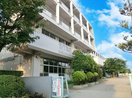 ���ӊ��@���w�Z 500m �˓c�s����򒆊w�Z