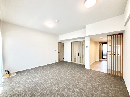 ���r���O�@�Ƒ��c���̎��Ԃ����������Ȃ��났�̃��r���O�_�C�j���O�B   