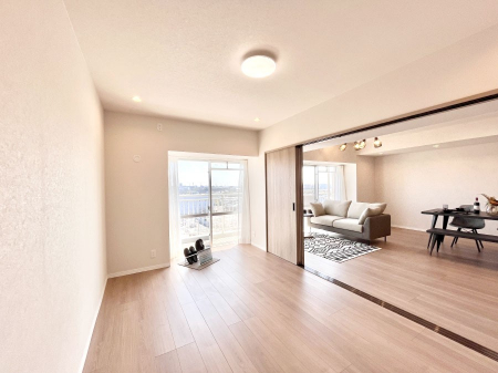 ���̑����ρ@�o���R�j�[���J�������v���X���Ă����m��  