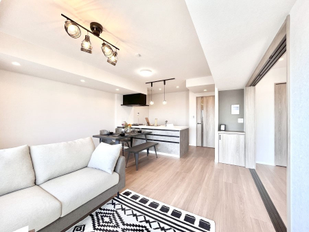 ���r���O�@�������������͋C�̂k�c�j�͉Ƒ��݂�Ȃ̉��K���