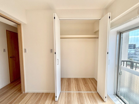 ���[�@�����Ղ�̎��[�X�y�[�X�ł��ł��Z��Ԃ��X�b�L���ۂĂ���