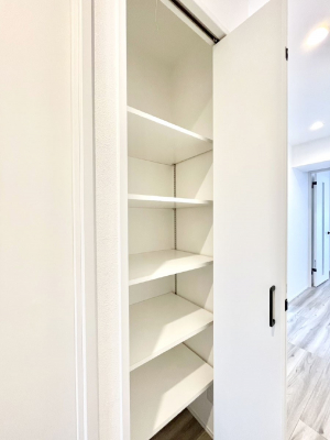 ���̑����ρ@�L�����[�B�|�������G�߂̏��������[���邱�Ƃ��ł��܂��B