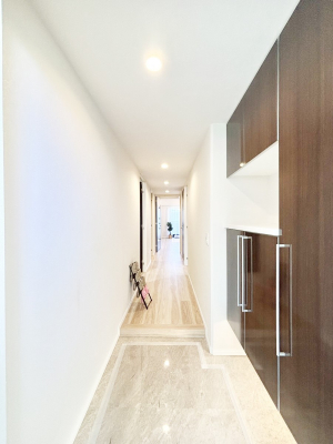 ���ց@�Ƒ��̋A��₨�q�l�������������}���錺��