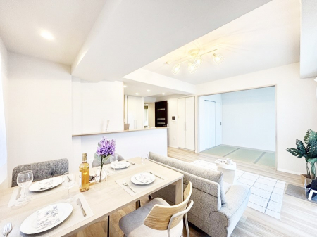 ���̑����ρ@�Ƒ������R�ƏW�܂�e���̃X�y�[�X�ɂȂ肻��