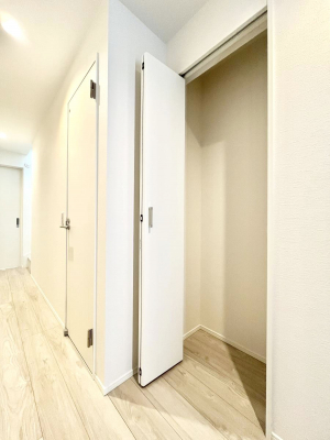 ���̑����ρ@�L�����[�B�|�������G�߂̏��������[���邱�Ƃ��ł��܂��B