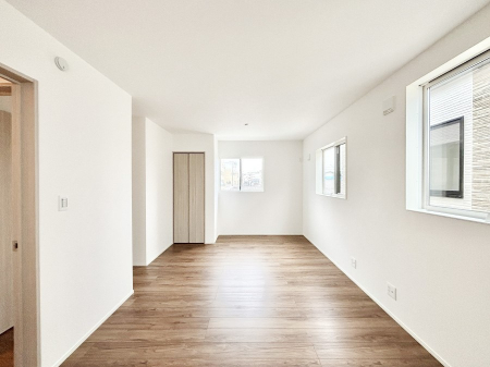 ���̑����ρ@�u�₩�ȓ��������������S�̂�D������ݍ���ł���܂�