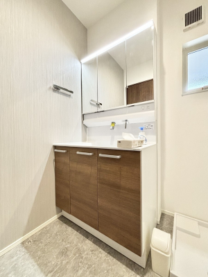 ���ʑ�E���ʏ��@�傫�����₷���O�ʋ��Ő�����������ʑ�́A�g�����Ȃ݃`�F�b�N�┧�̂������ɂ������߂ł��B 