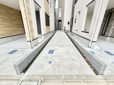 �@�����Ɍ������Ȃ����ԃX�y�[�X�B