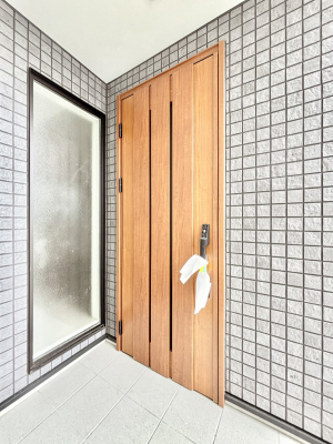 ���ց@��؂ȉƑ��A���q���o�}���錺�ցB