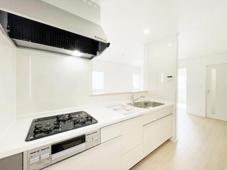 �L�b�`���@���������Ȃ��炲�Ƒ��Ƃ̉�b���y���߂�ΖʃJ�E���^�[�L�b�`��