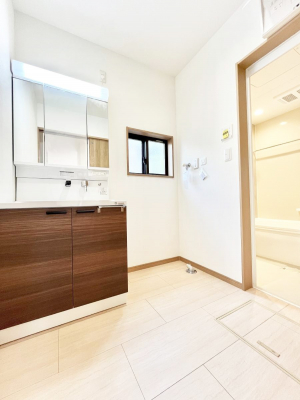 ���̑��@�g�x�x���X���[�Y�ɂ����Ȃ���E�ߏ�B  