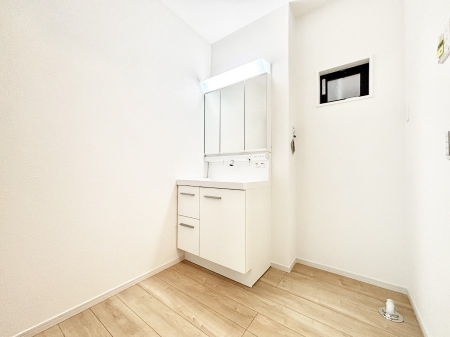 ���̑��@��Ƃ�̐��ʃX�y�[�X�Œ��̐g�x�x�����N���N  