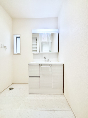 ���ʑ�E���ʏ��@�傫�����₷���O�ʋ��Ő�����������ʑ�́A�g�����Ȃ݃`�F�b�N�┧�̂������ɂ������߂ł��B 