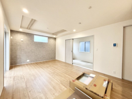 ���r���O�@�������������͋C�̂k�c�j�͉Ƒ��݂�Ȃ̉��K���  