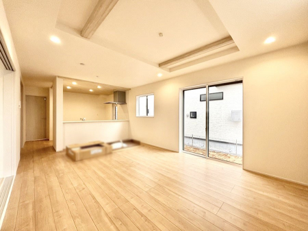 ���̑����ρ@�Ƒ������R�ƏW�܂�e���̃X�y�[�X�ɂȂ肻��