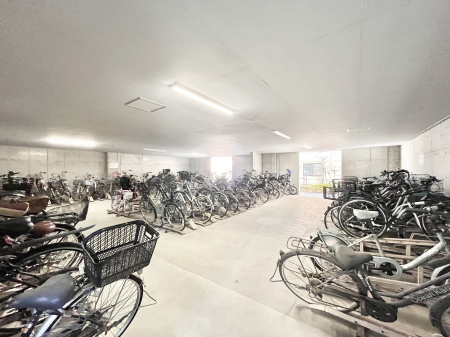 ���ԏ�@�~�n�����ԏ�i�󂫏󋵂͓s�x���m�F���������j