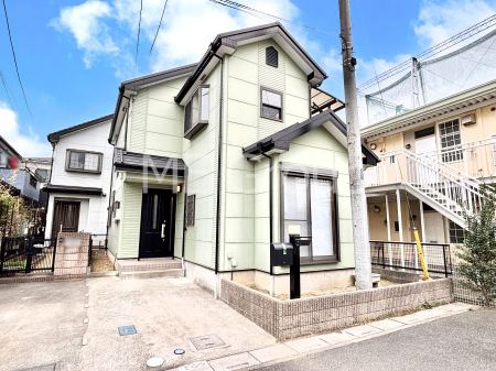 ���n�O�ώʐ^�@�������ꂽ�O�ρA�㎿�ȏZ��Ԃ��L���鎺���͉i�����S���ĉ߂�����Z���ł��B