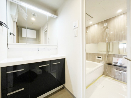 ���ʑ�E���ʏ��@������������ʉ��ώ��Œ��̐g�x�x�����K