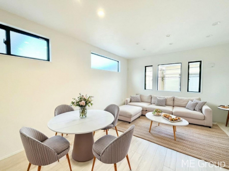 ���r���O�@���Ƒ��̓��₩�Șb�����ŕ�܂�閾�邢���r���O  ���Ƌ��CG�ł�