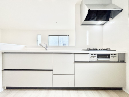 �L�b�`���@�������������I�ɁA�y�����I�V�X�e���L�b�`��