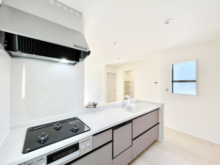 �L�b�`���@���������Ȃ��炲�Ƒ��Ƃ̉�b���y���߂�ΖʃJ�E���^�[�L�b�`���@