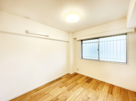 �Q���@�g���₷���`�Ńx�b�g��Ƌ�̒u�����ɂ����邱�Ƃ�����܂���B   