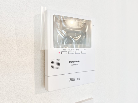 ���̑����ρ@TV���j�^�[�t�C���^�[�t�H�����t���Ă��ăZ�L�����e�B�[��  