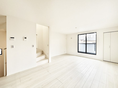 ���̑����ρ@���邢�z���������A�����̕��͋C�ɖ��������_�C�j���O�B   