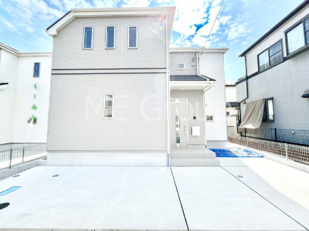 ���n�O�ώʐ^�@���X�����I�����Ղ�̗z���ƊJ�����ɕ�܂�閾�邢�Z�܂��B 