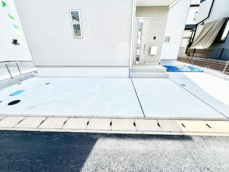 �@�����Ɍ������Ȃ����ԃX�y�[�X�B