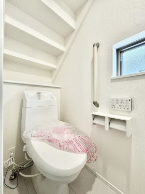 �g�C���@�E�H�V�����b�g�t���g�C����1�K��2�K���ꂼ��ɔz�u����Ă��ĂƂĂ��֗��ł��B 