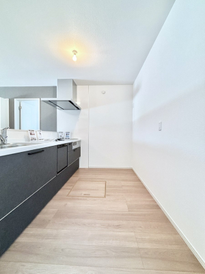 �L�b�`���@���������Ȃ���ł����Ƒ��Ƃ̉�b���y���߂�ΖʃL�b�`��