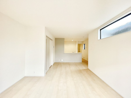 ���r���O�@�Ƒ��c���̎��Ԃ����������Ȃ��났�̃��r���O�_�C�j���O�B   