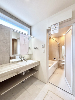 ���ʑ�E���ʏ��@�傫�����₷���O�ʋ��Ő�����������ʑ�́A�g�����Ȃ݃`�F�b�N�┧�̂������ɂ������߂ł��B 